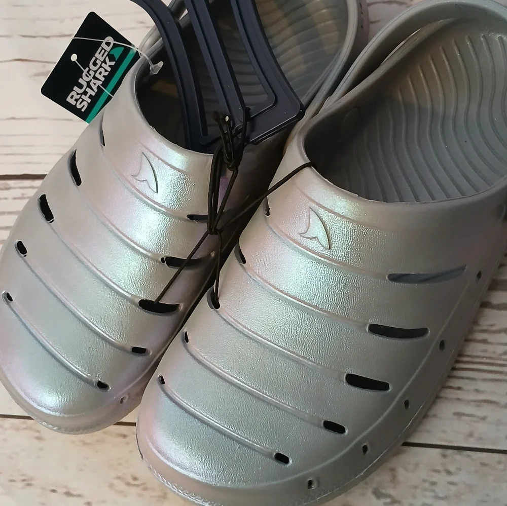 Rugged Shark Slip-On Clogs Silver Mylar Glitter Girls Size 4